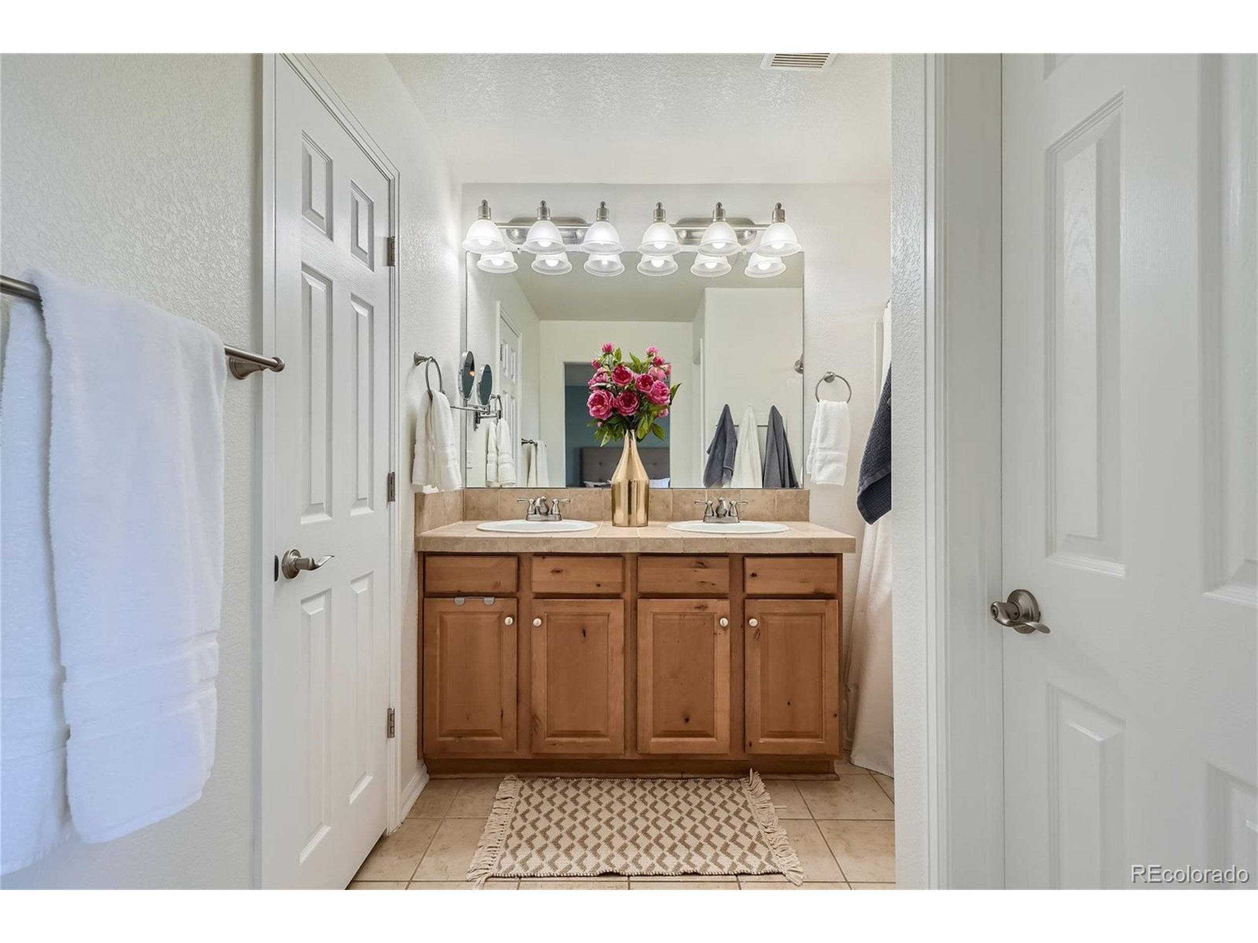 16427 E Jackalope Dr