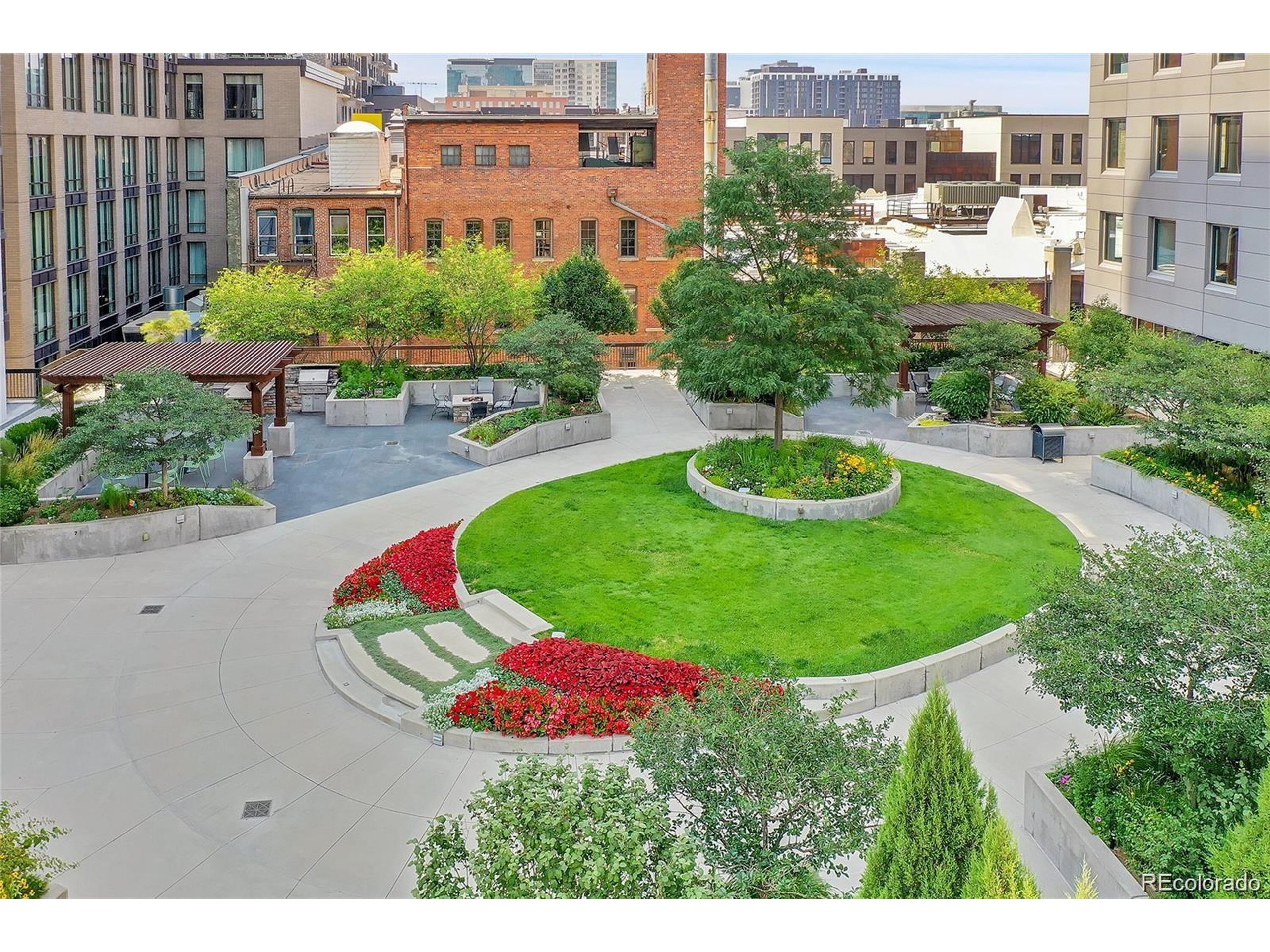 1625 Larimer St 1007