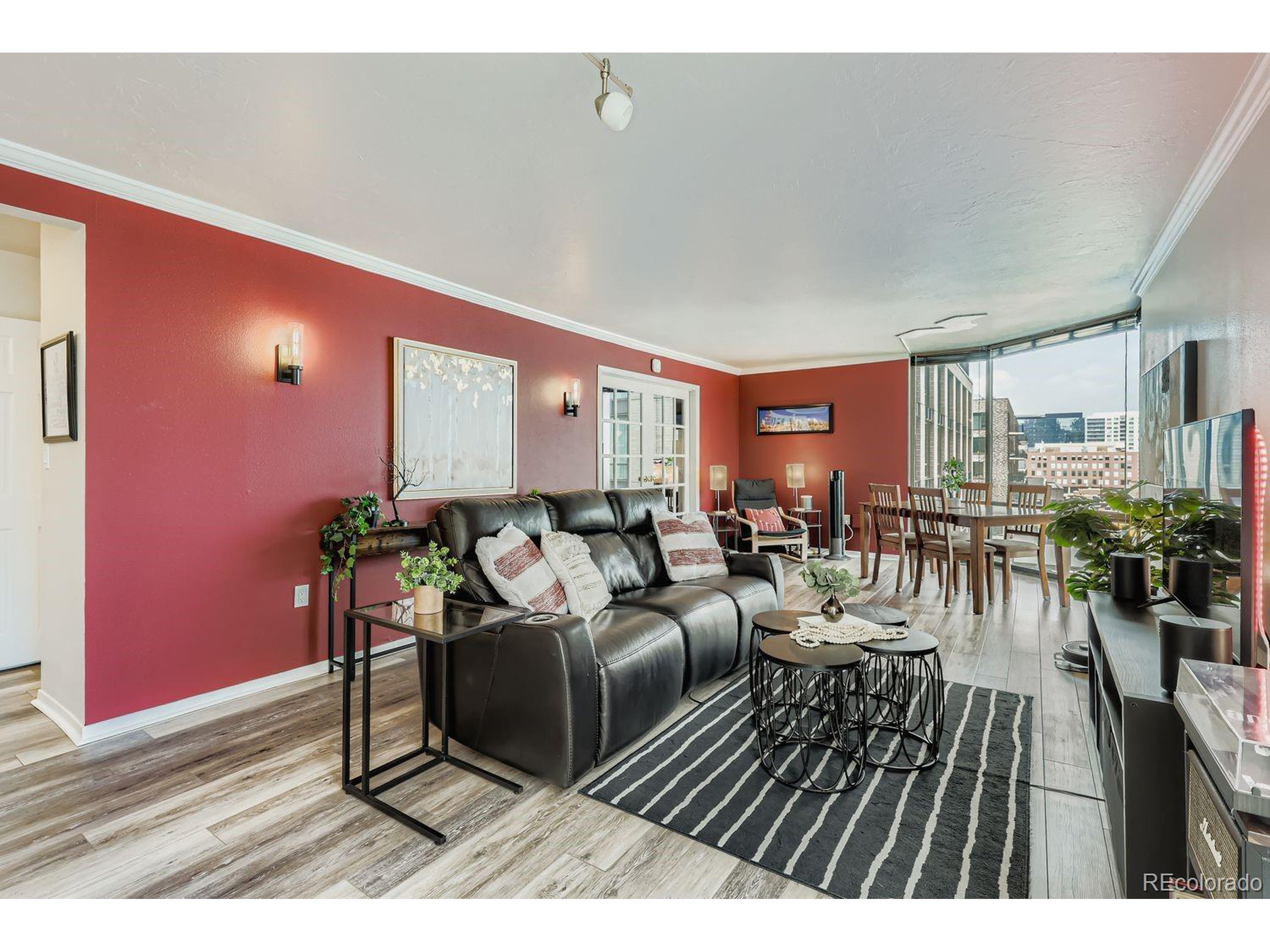 1625 Larimer St 1007