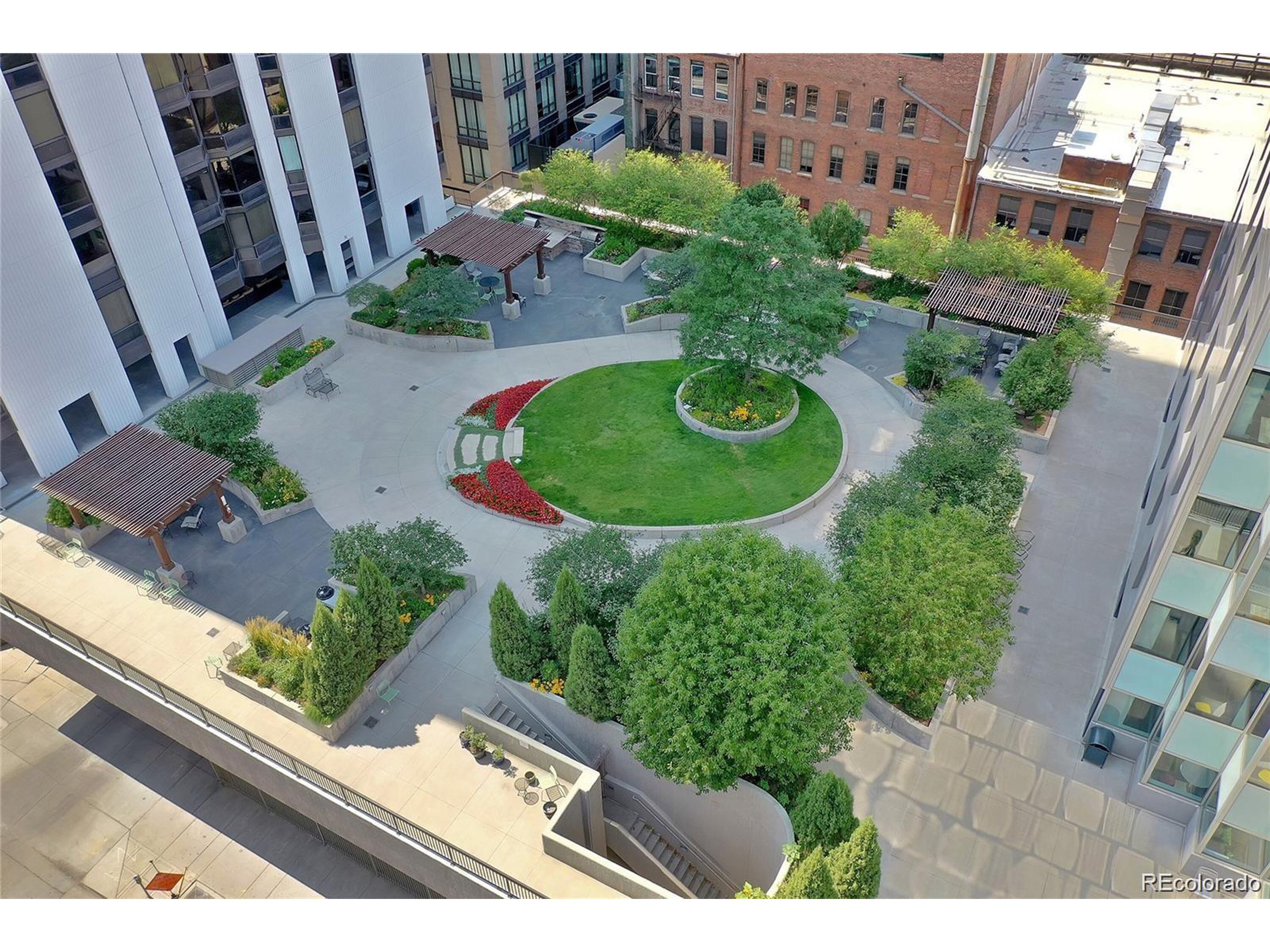 1625 Larimer St 1007