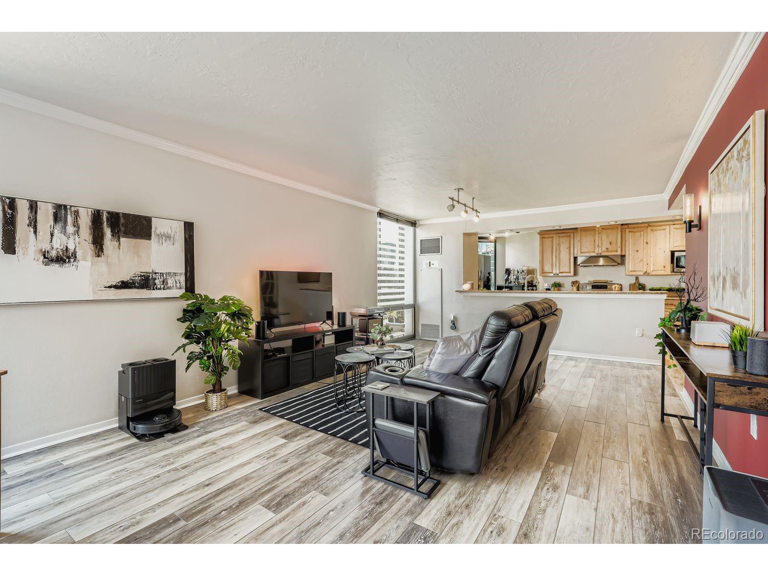 1625 Larimer St 1007