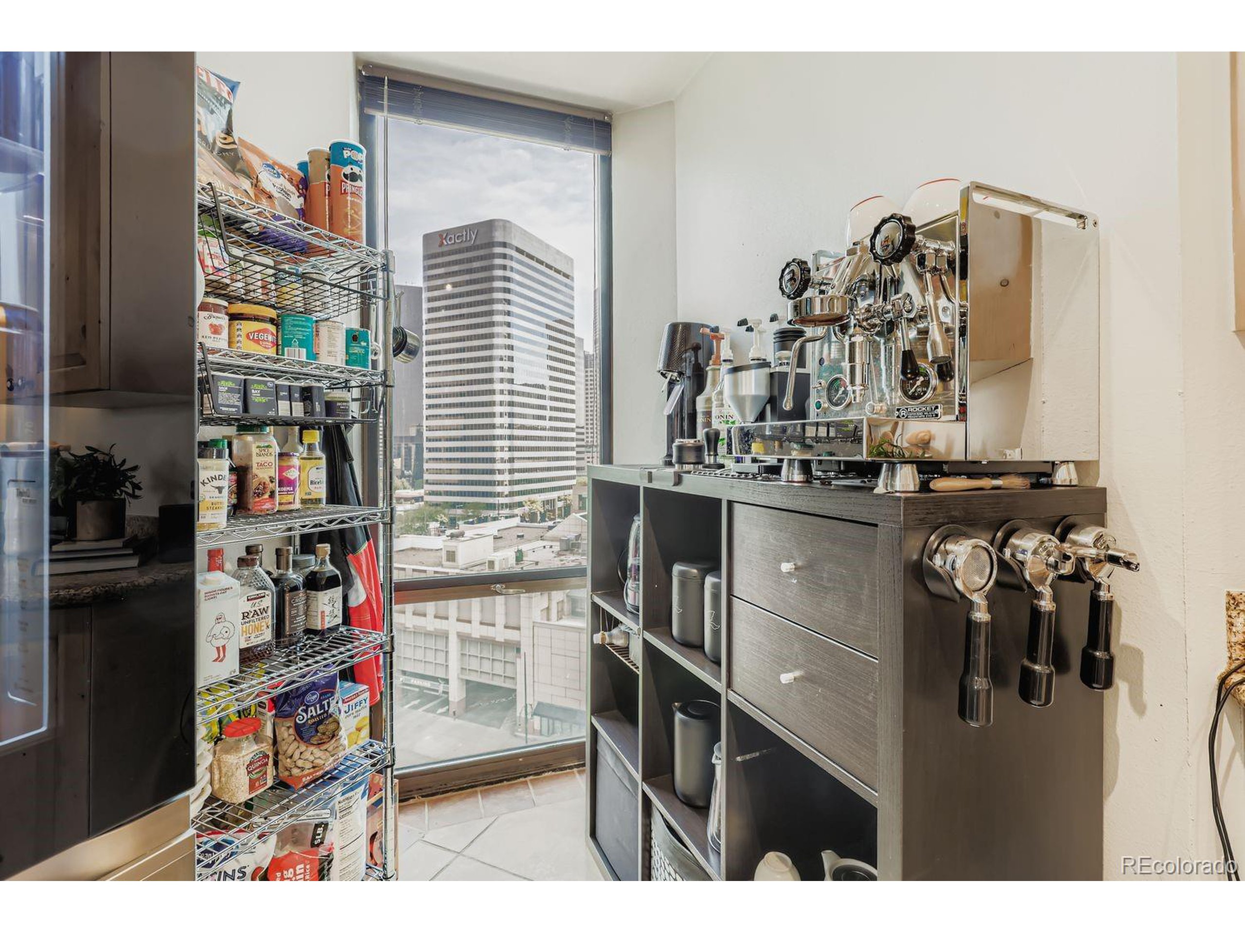 1625 Larimer St 1007