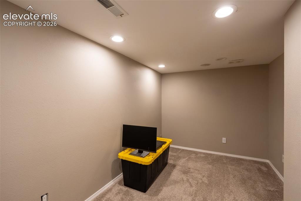 389 Oxbow Drive