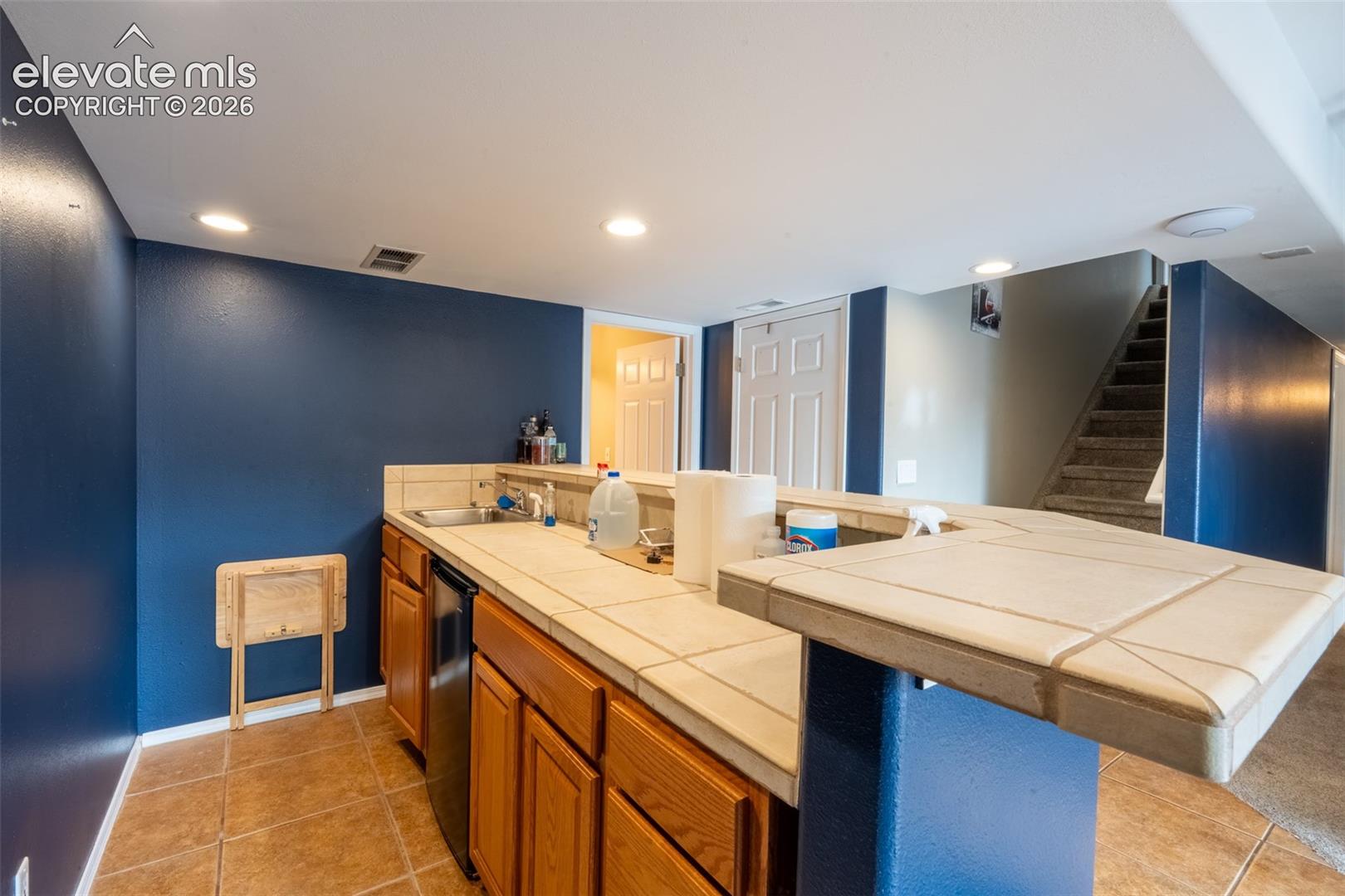 389 Oxbow Drive