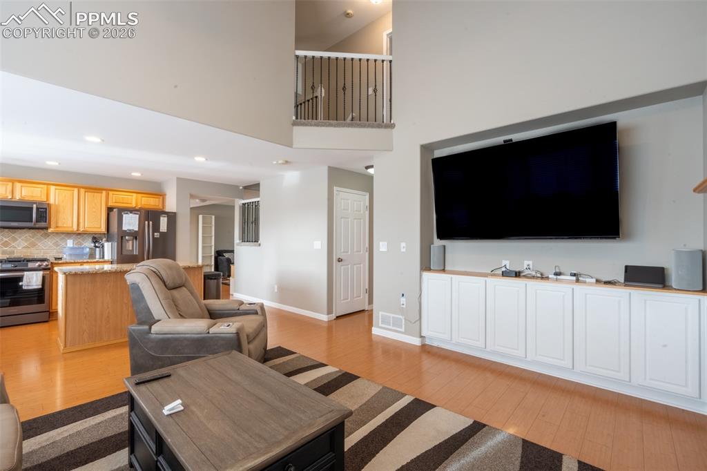 389 Oxbow Drive