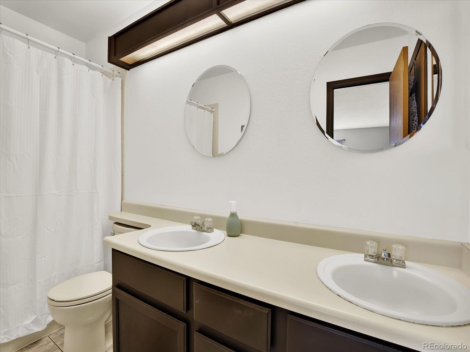 5230 E Kensington Avenue