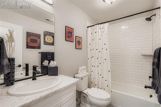 8747 Zeal Court