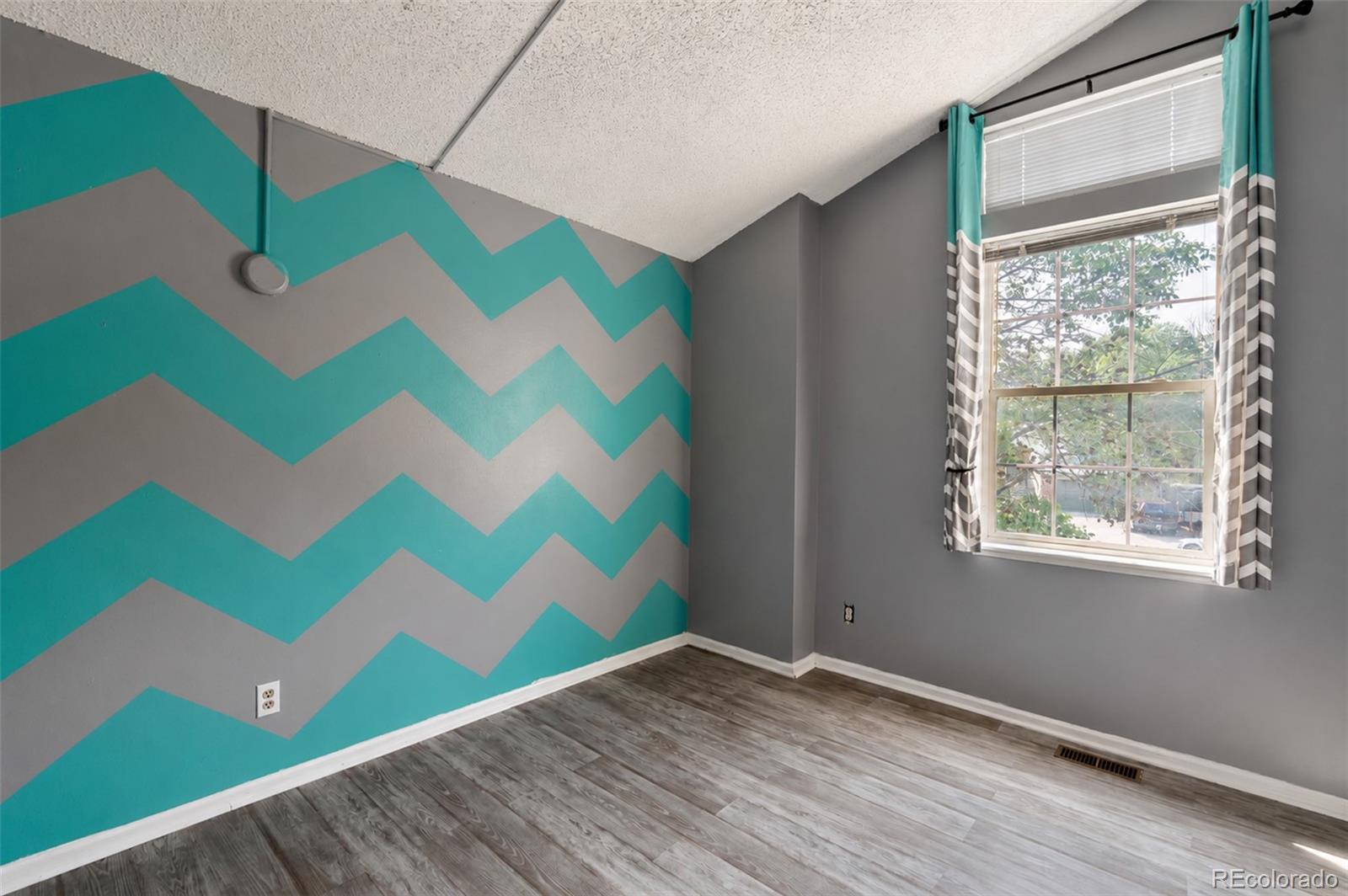 8550 Salsifa Terrace