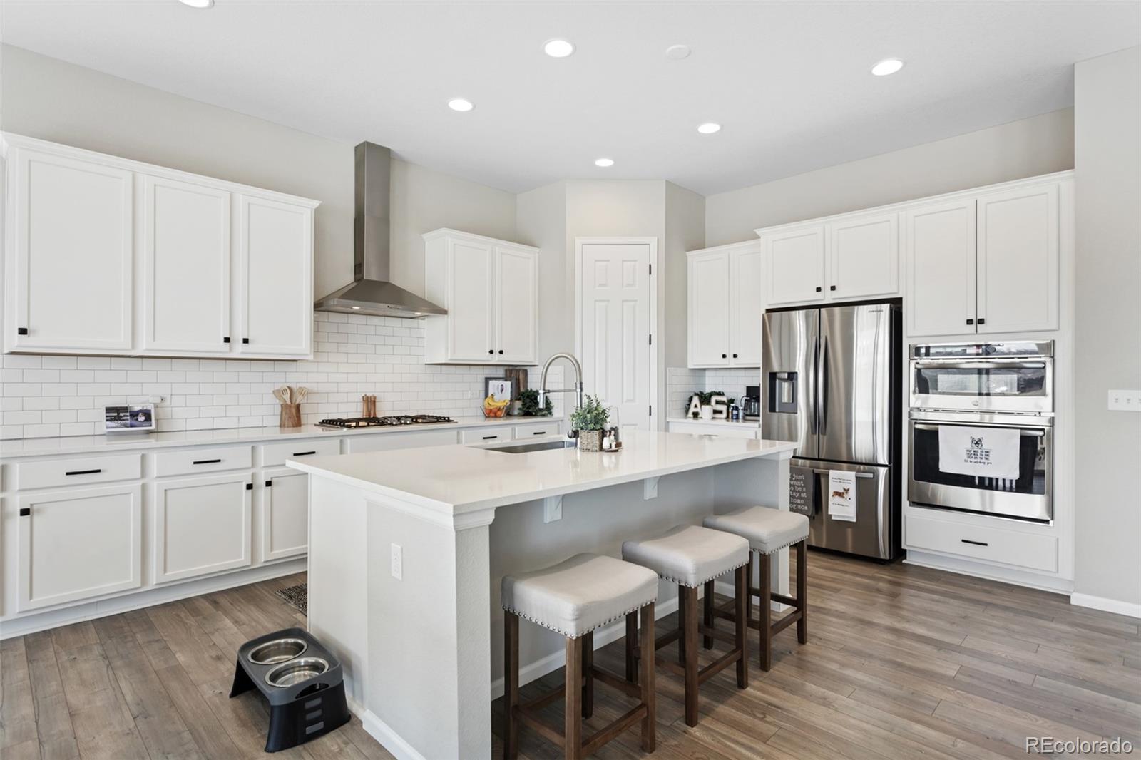 21894 E Tufts Circle