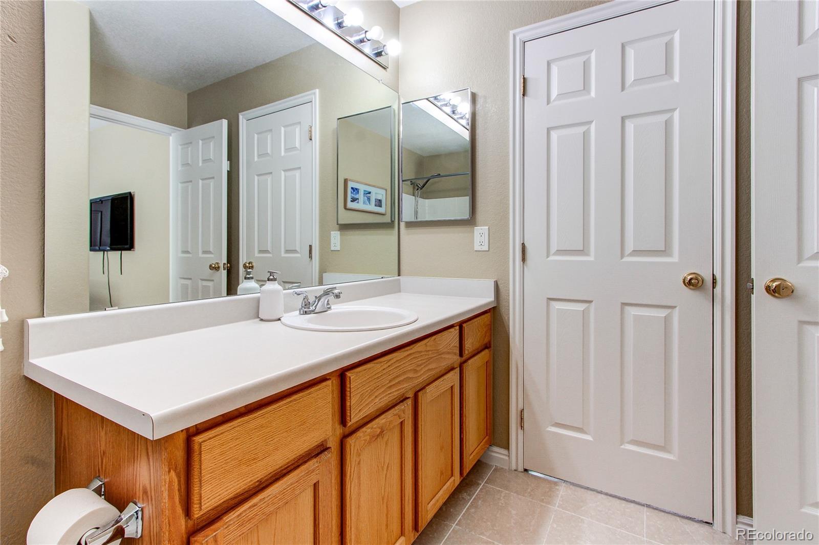 9171 E Missouri Avenue