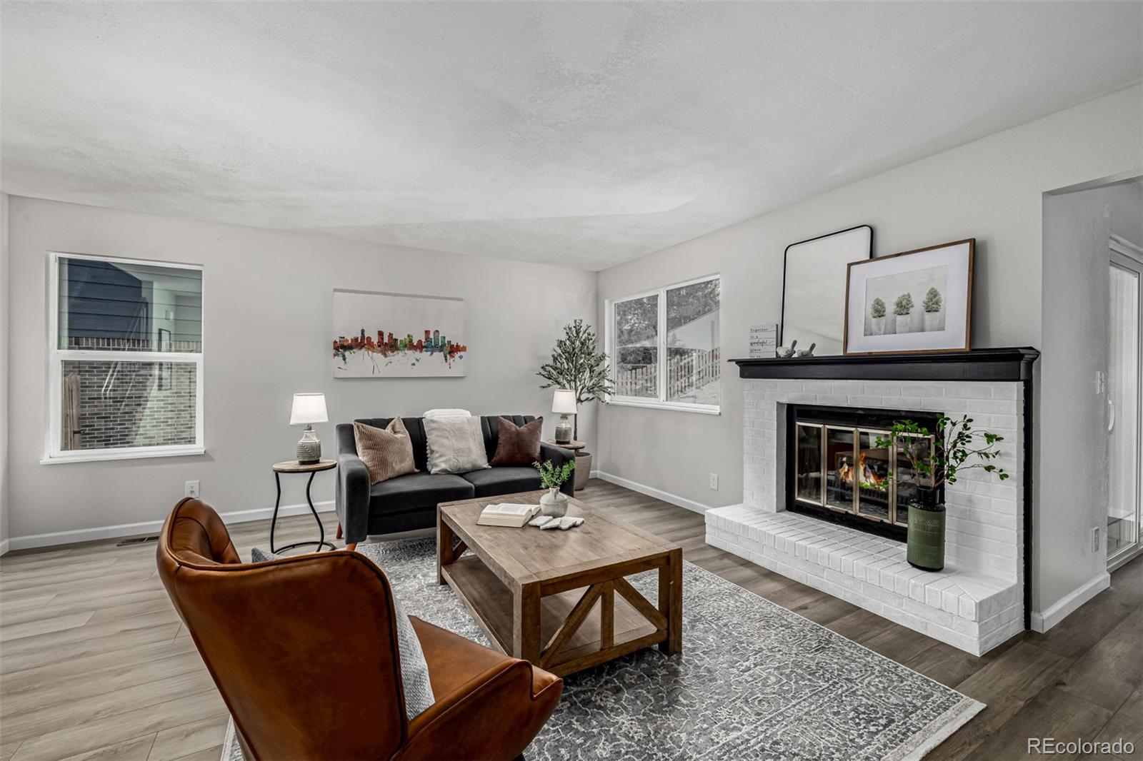 7143 Fenton Circle
