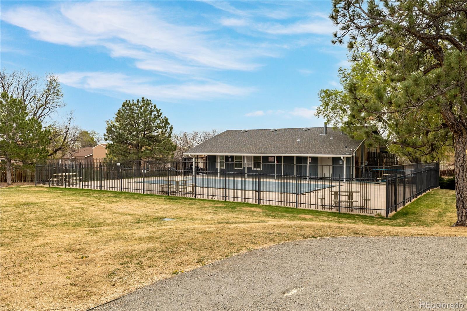 7143 Fenton Circle