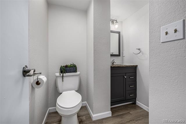 7143 Fenton Circle