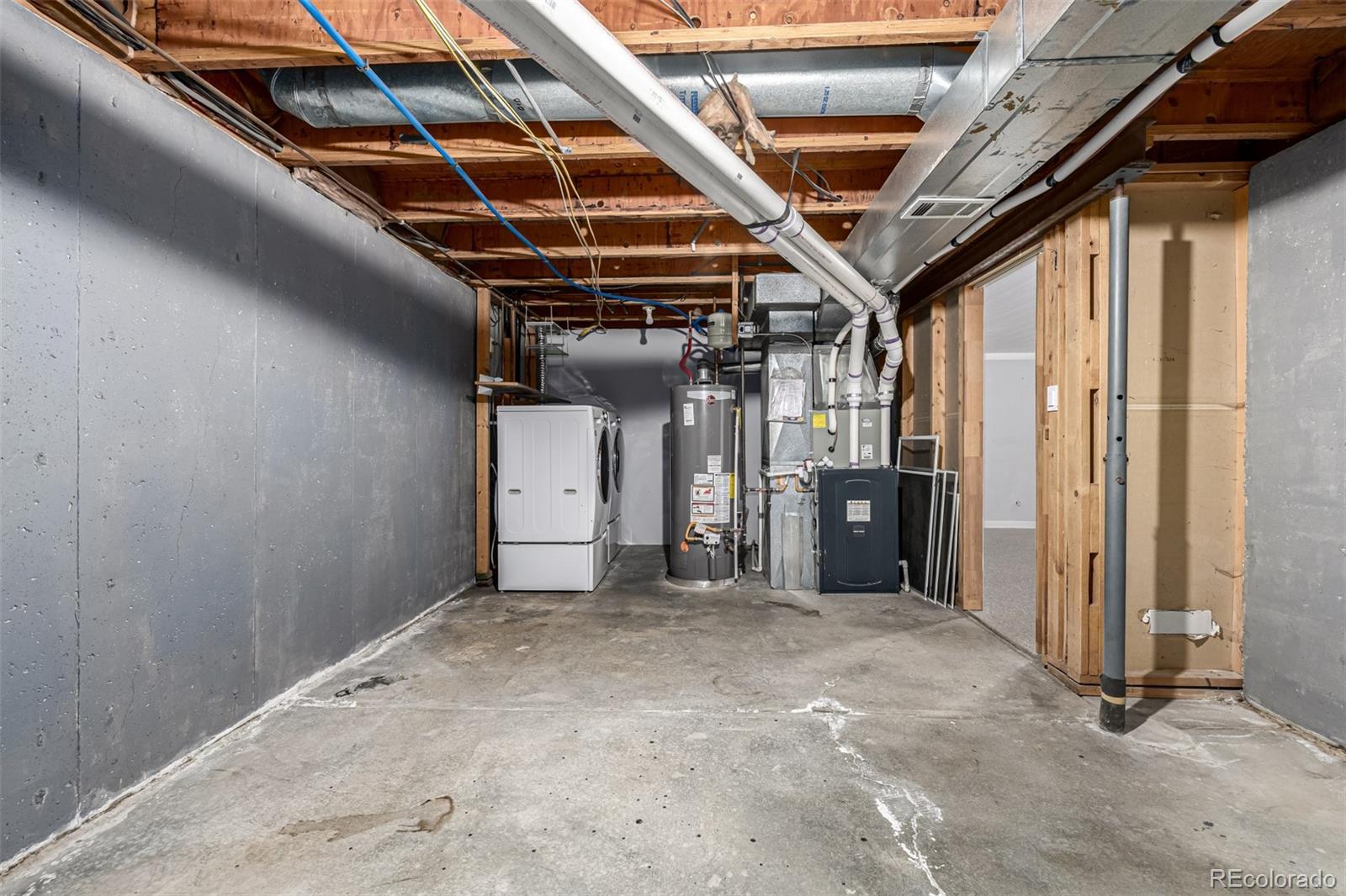 7143 Fenton Circle