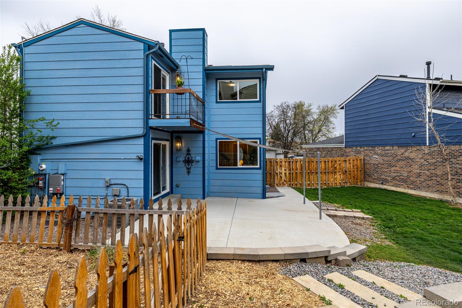 7143 Fenton Circle