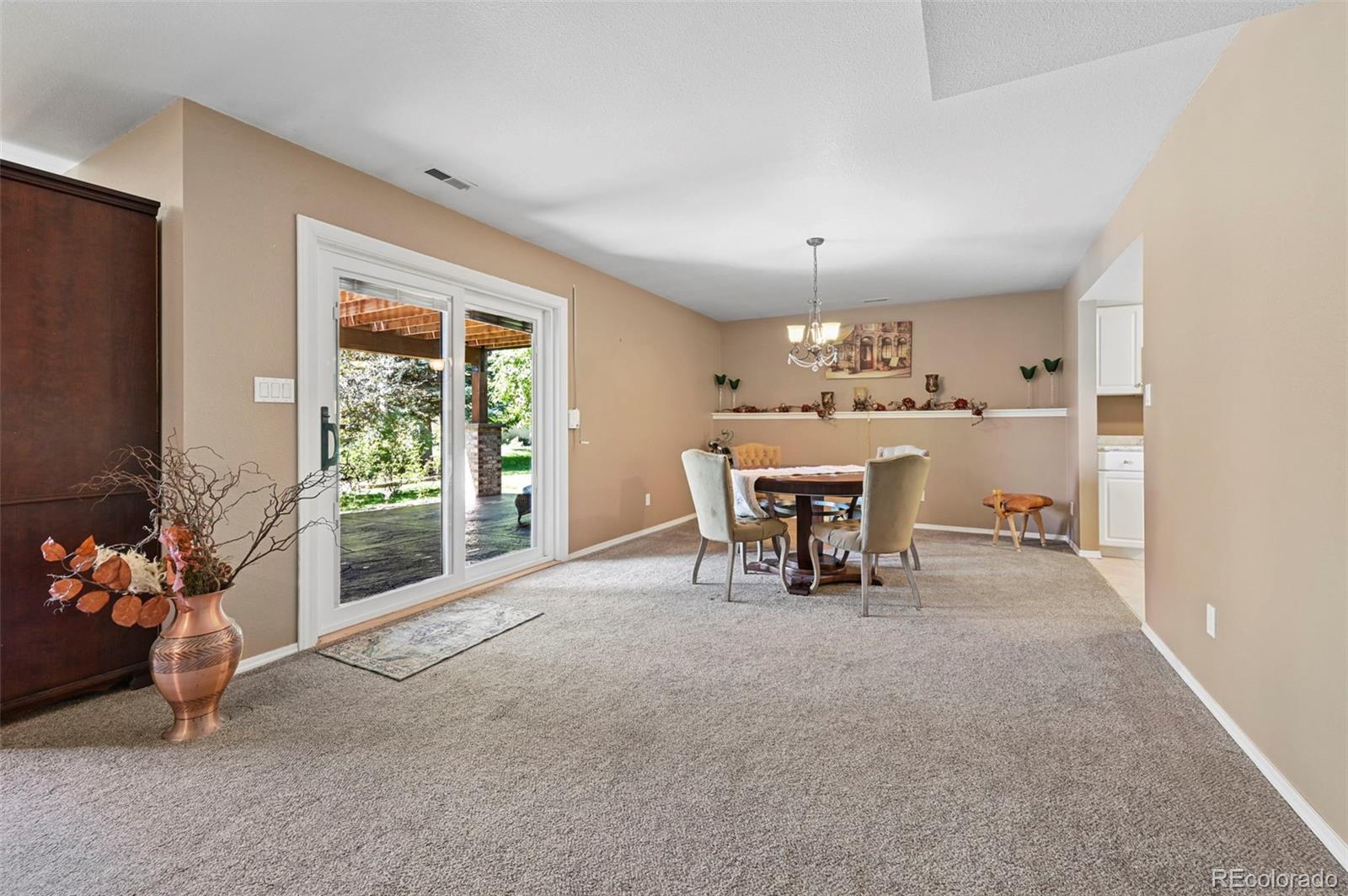 2527 Craycroft Drive