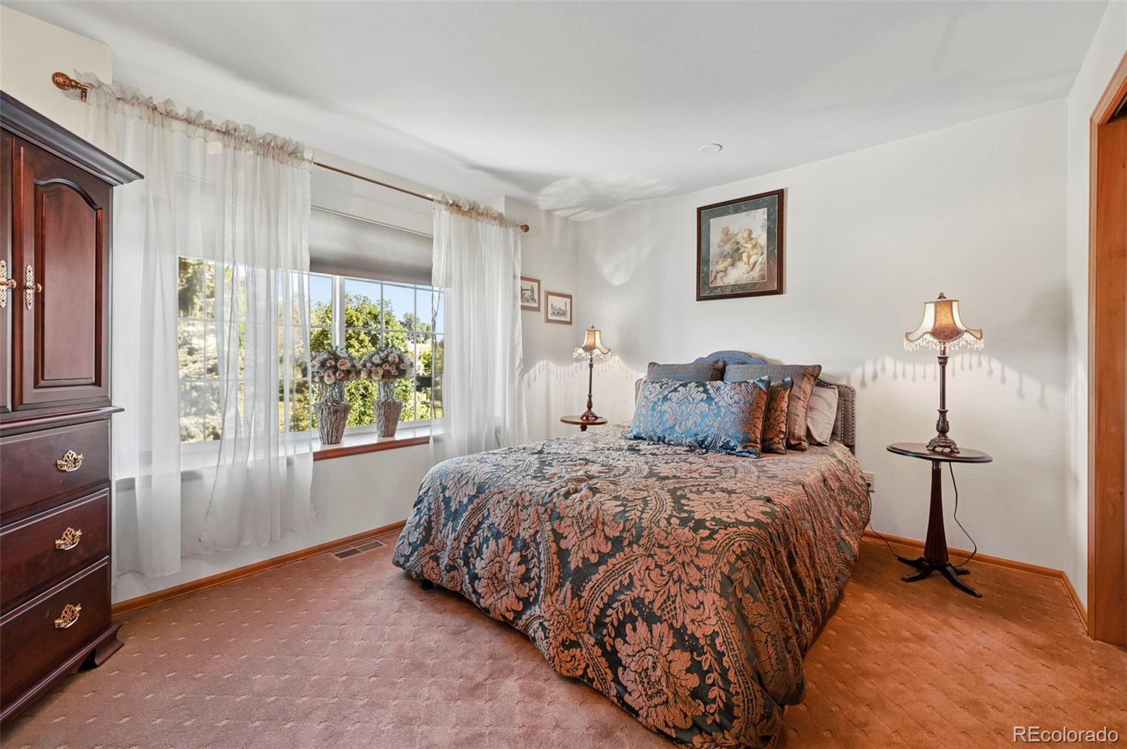 2527 Craycroft Drive