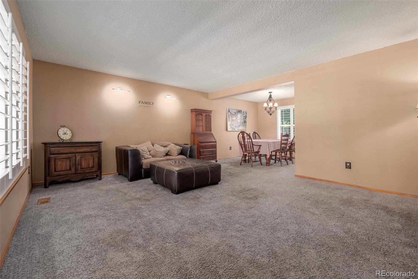 5366 E Briarwood Circle