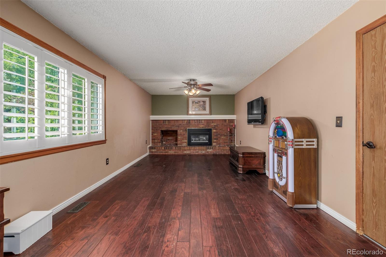 5366 E Briarwood Circle