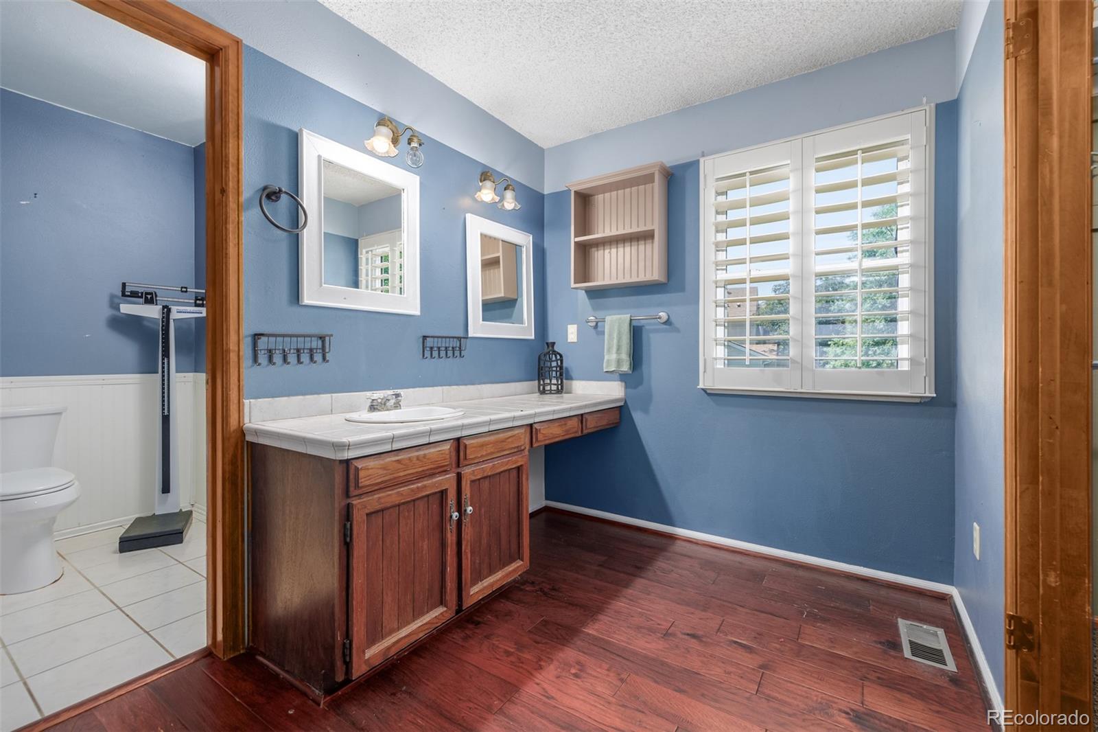 5366 E Briarwood Circle