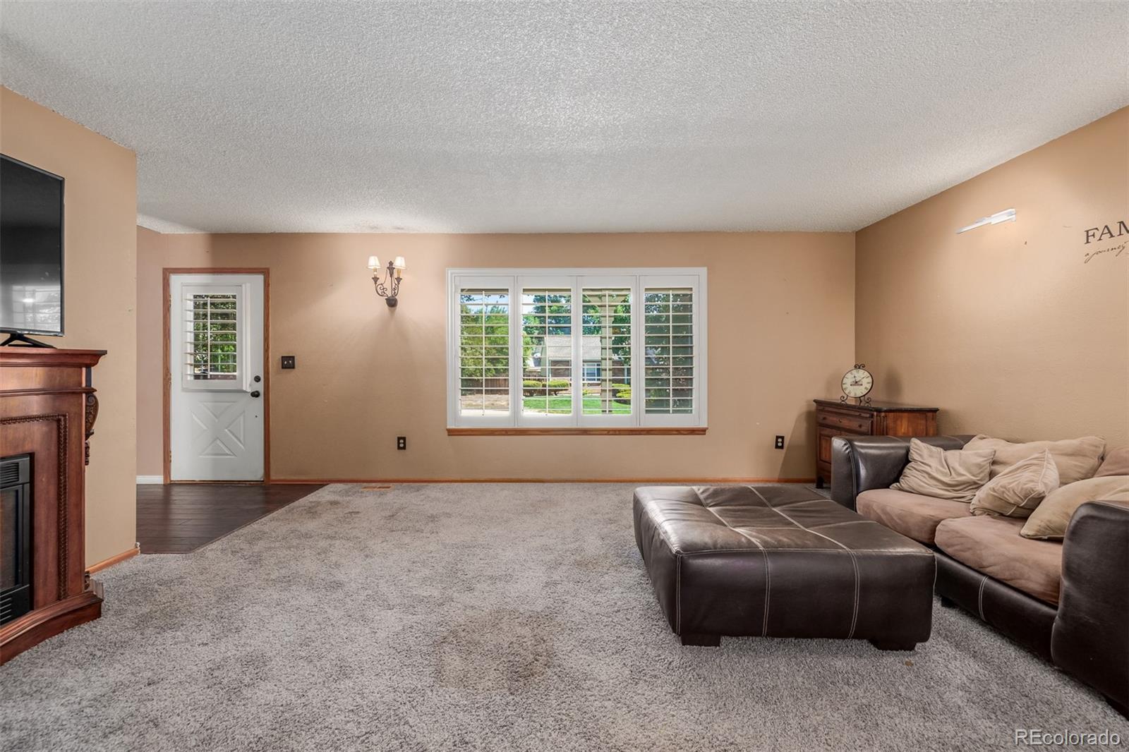 5366 E Briarwood Circle