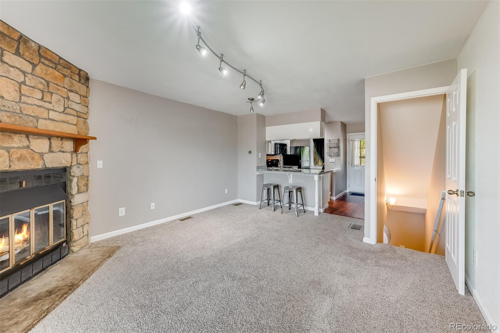 2479 E Nichols Circle