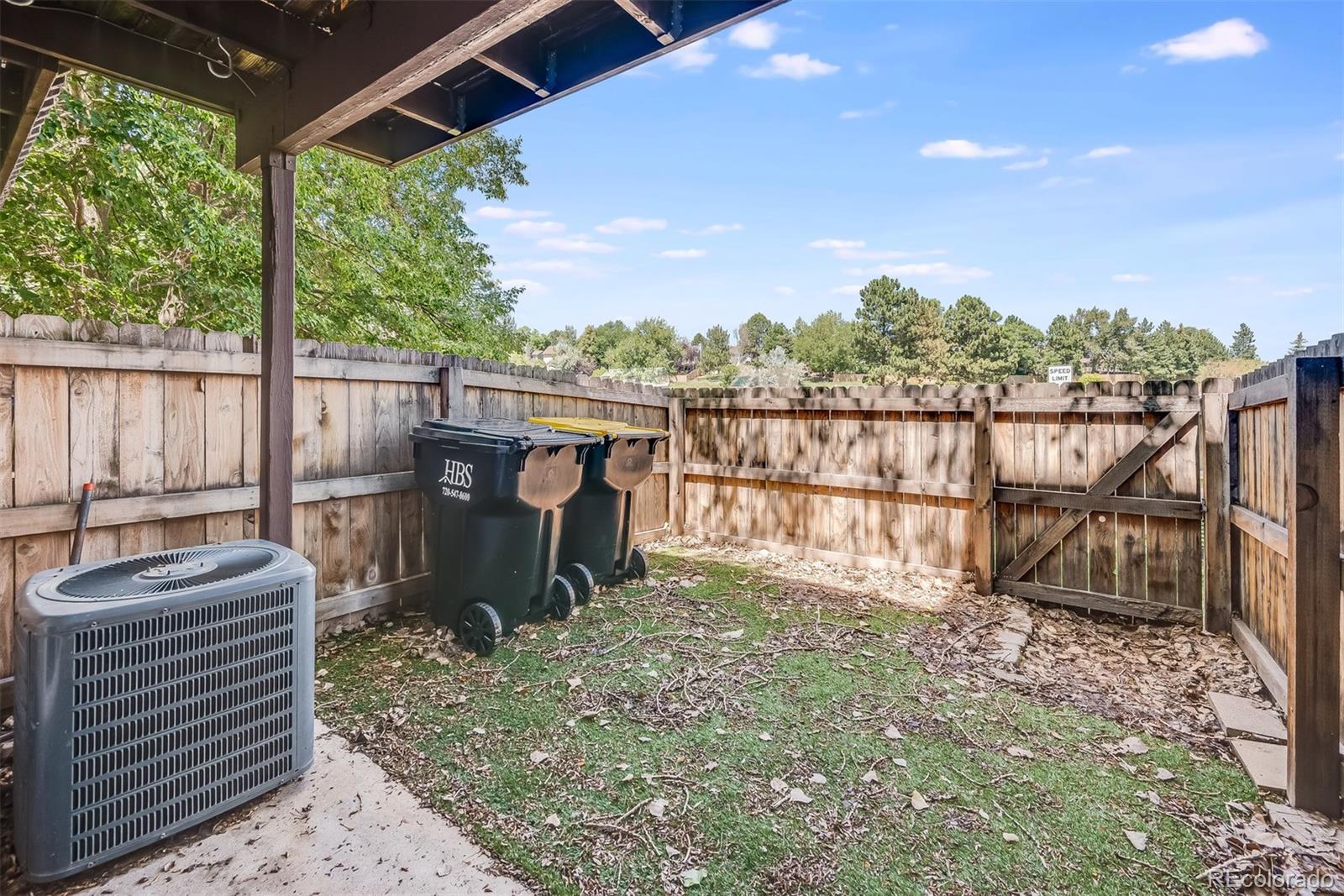 2479 E Nichols Circle