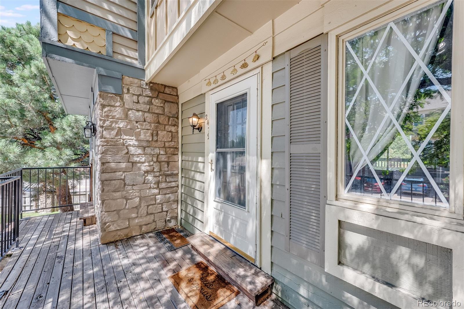 2479 E Nichols Circle