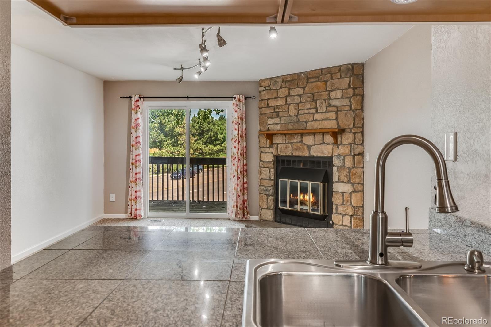 2479 E Nichols Circle