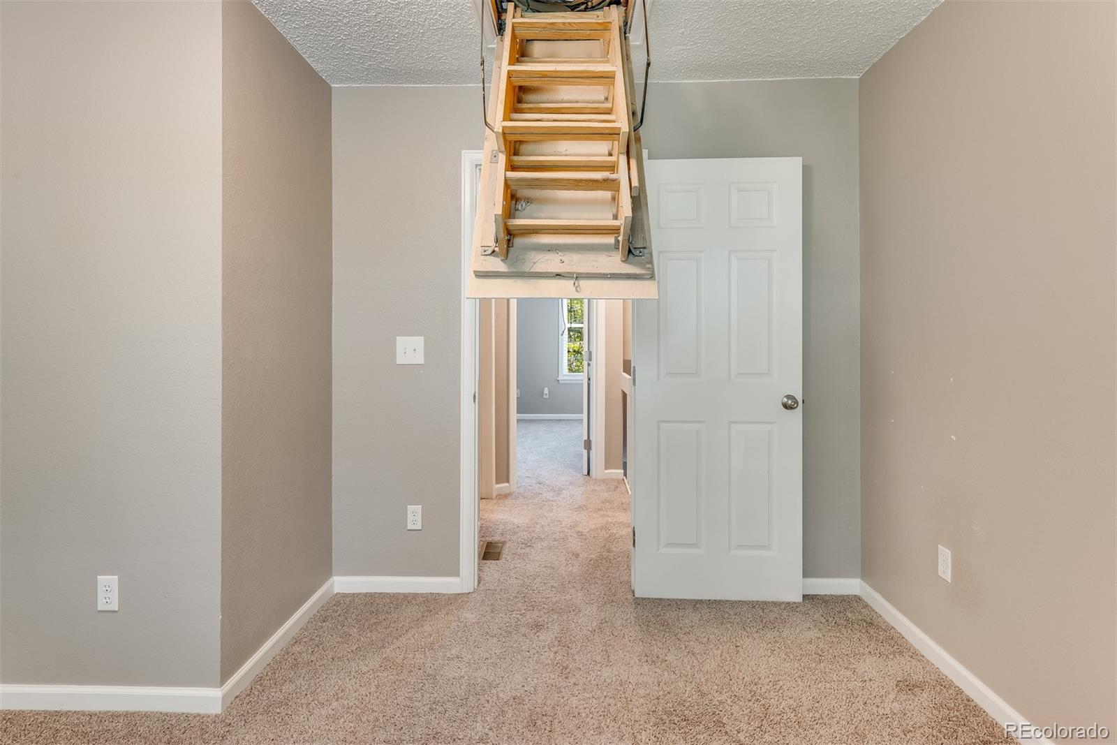 2479 E Nichols Circle