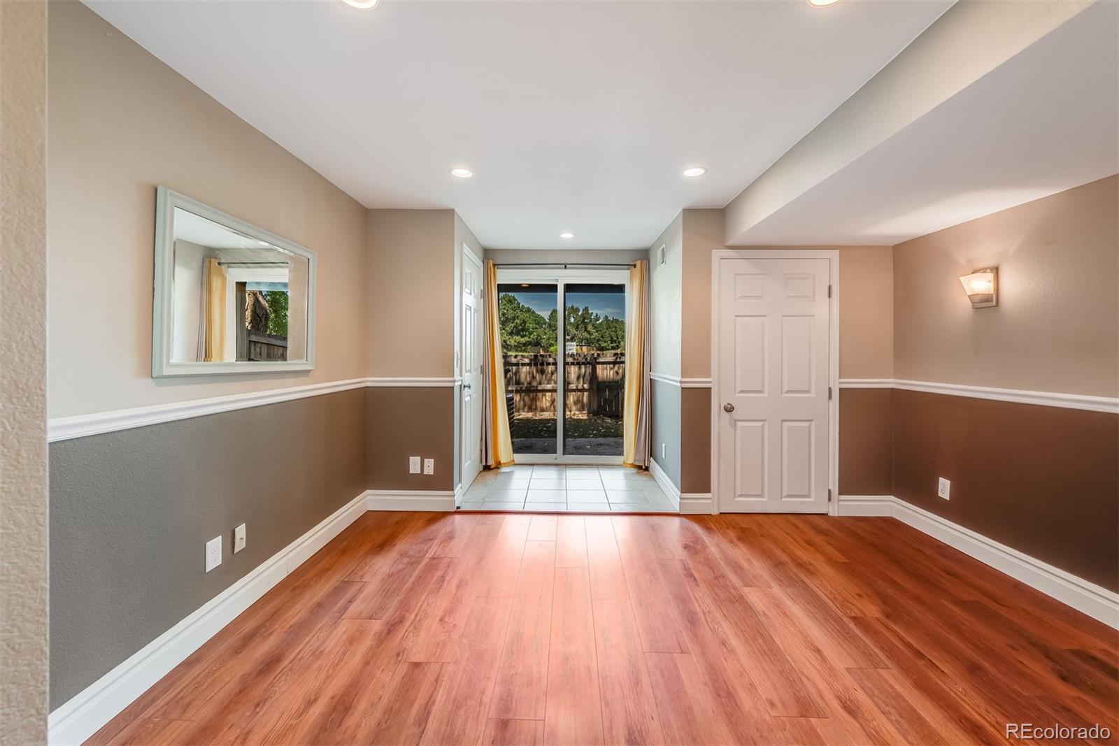 2479 E Nichols Circle