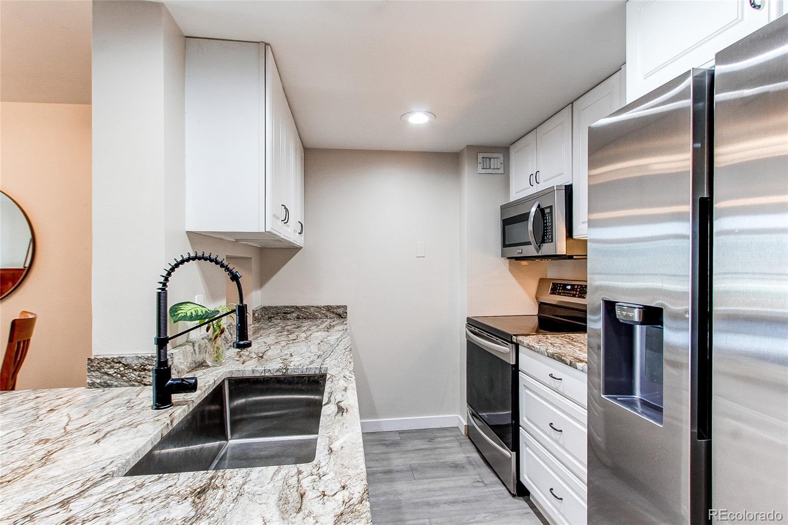 1777 Larimer Street Unit: 901