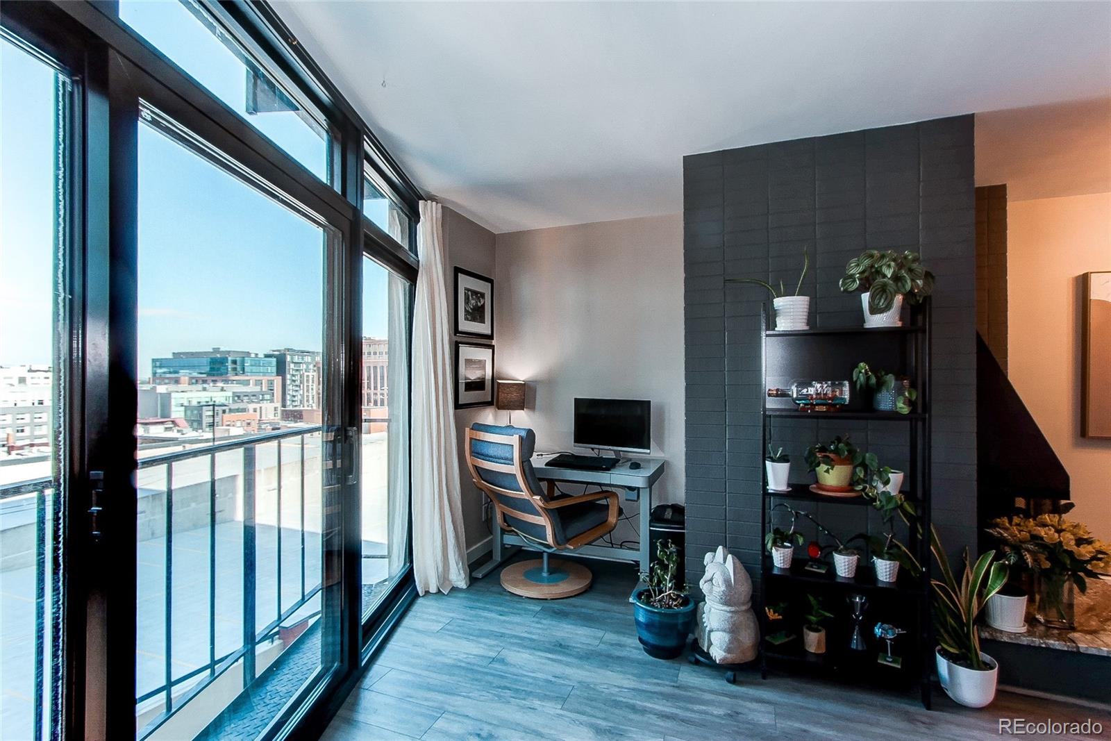 1777 Larimer Street Unit: 901