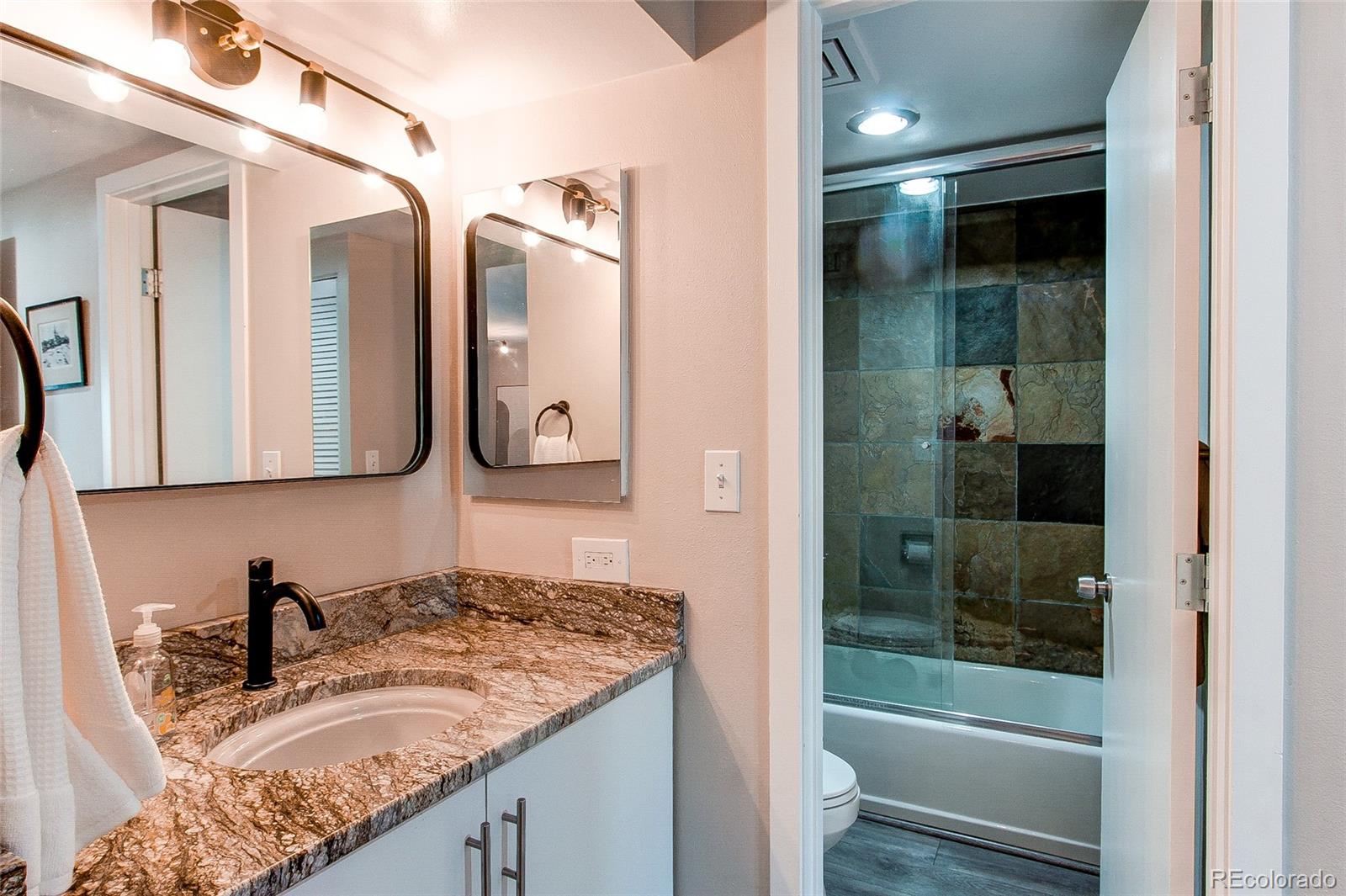 1777 Larimer Street Unit: 901