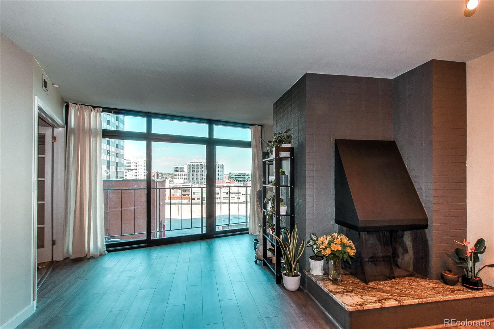 1777 Larimer Street Unit: 901