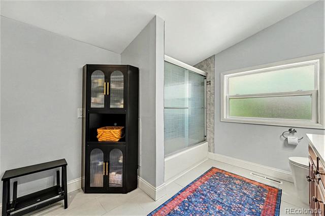 1490 S Jasmine Way
