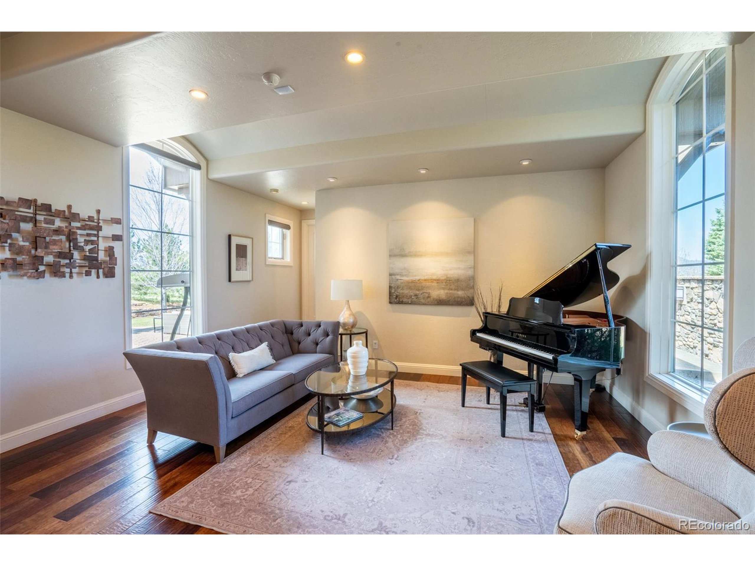 1575 Vine Cliff Hts