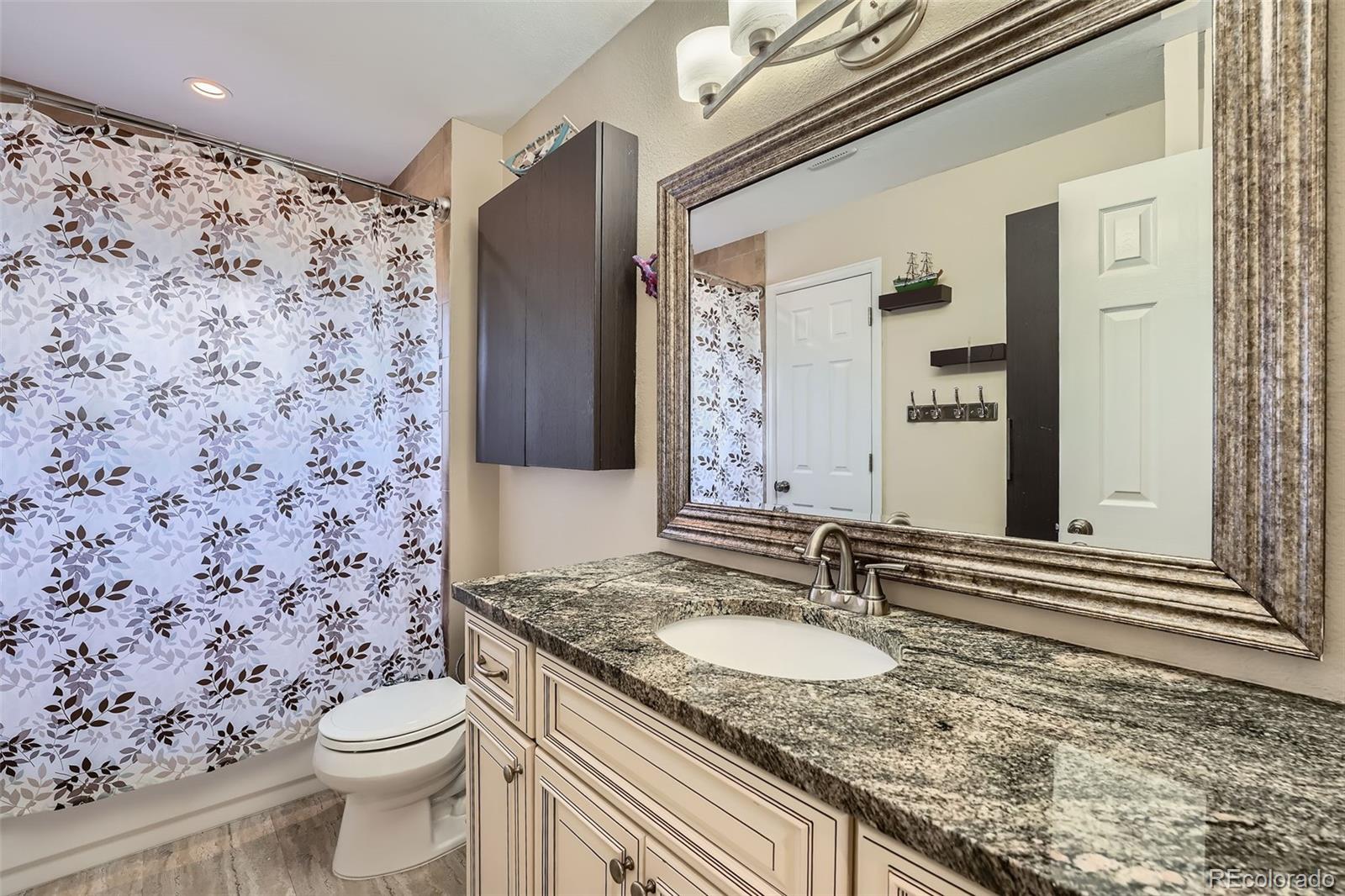 15691 E Atlantic Circle