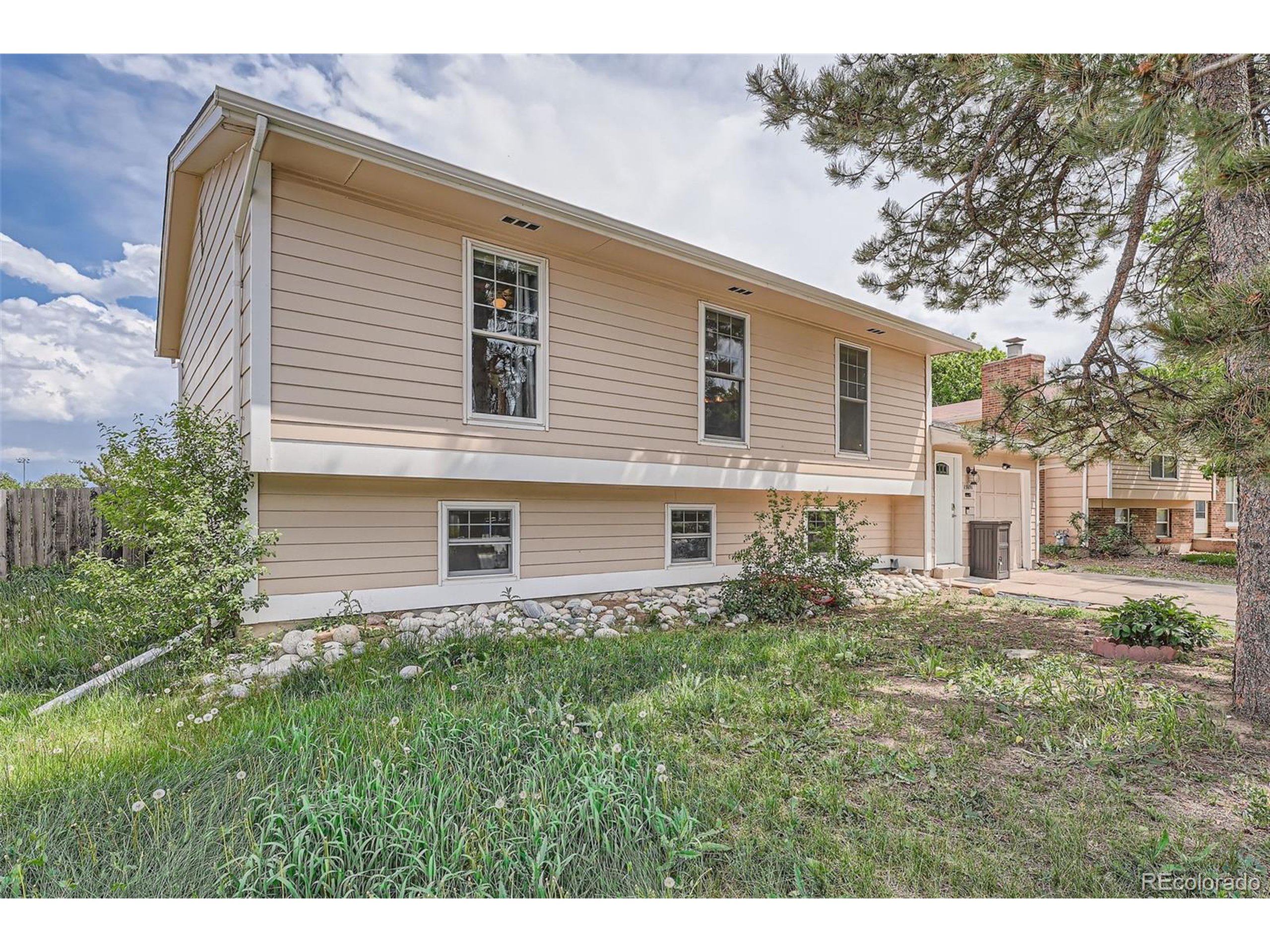 15691 E Atlantic Cir