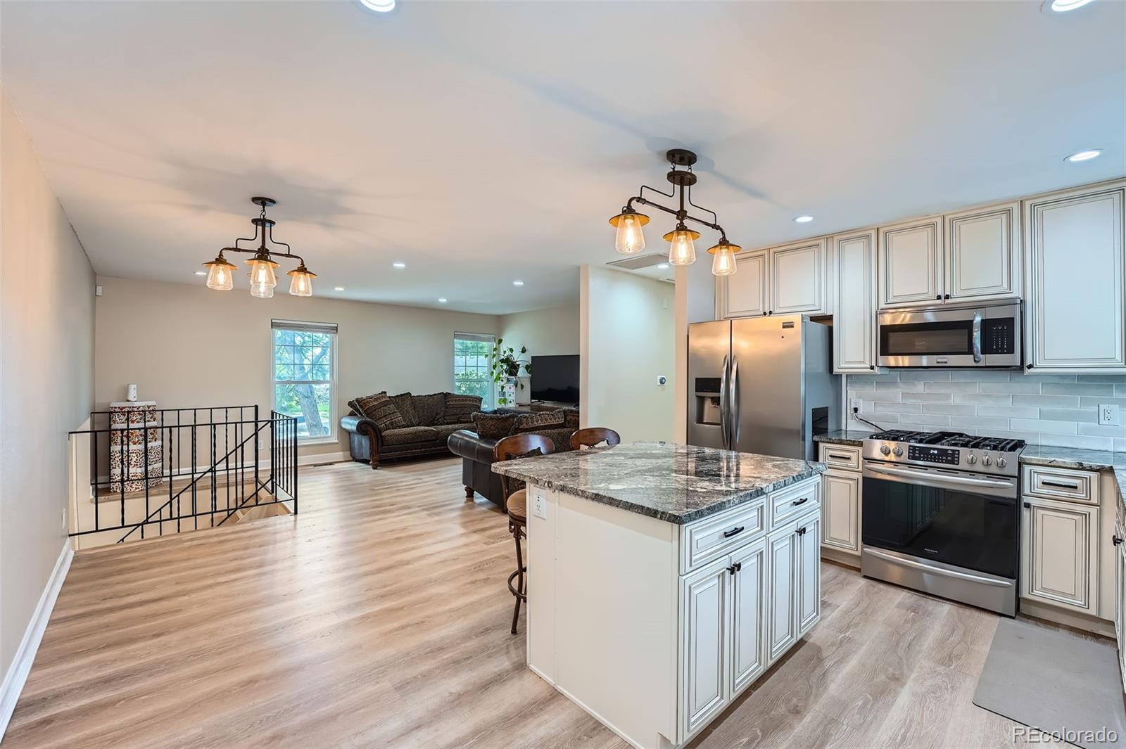 15691 E Atlantic Circle