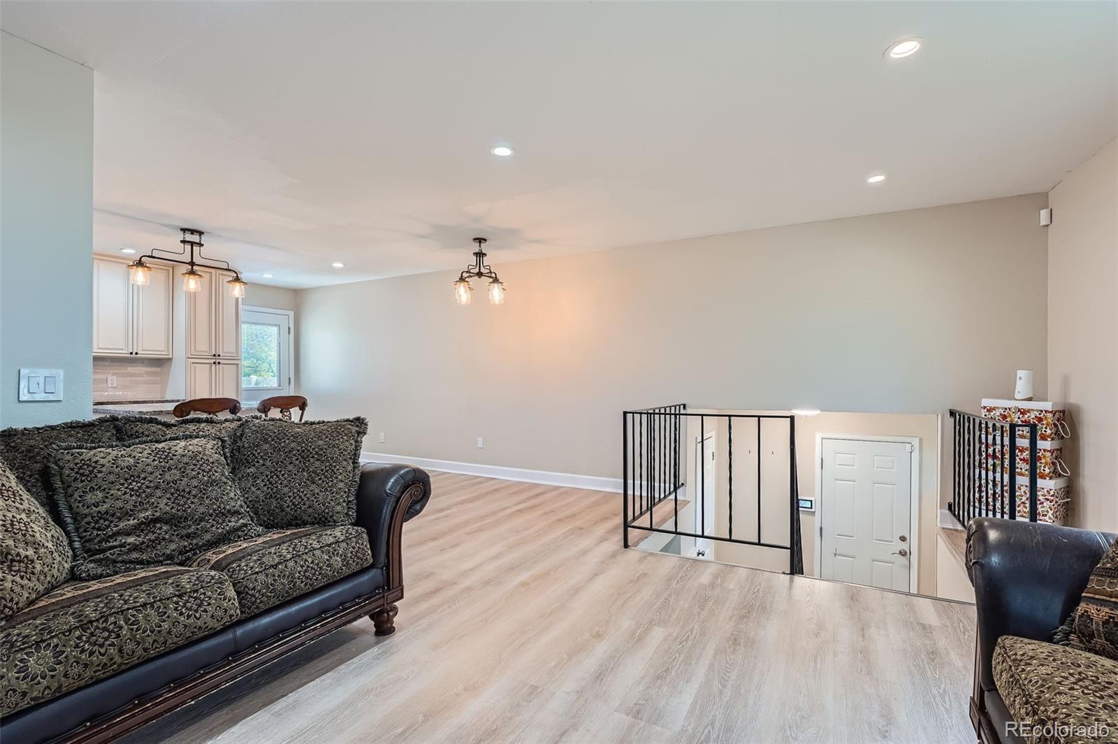 15691 E Atlantic Circle