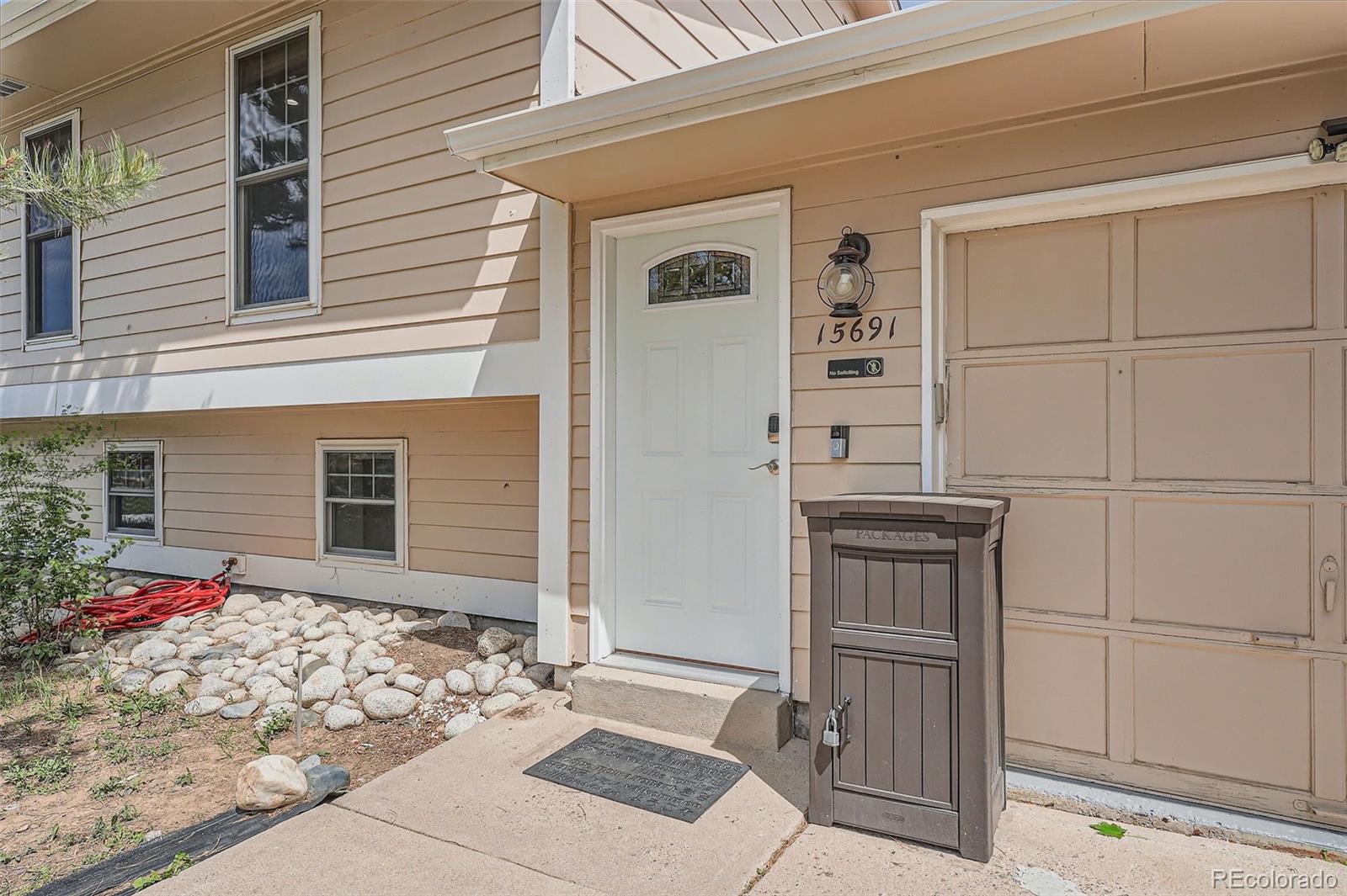 15691 E Atlantic Circle