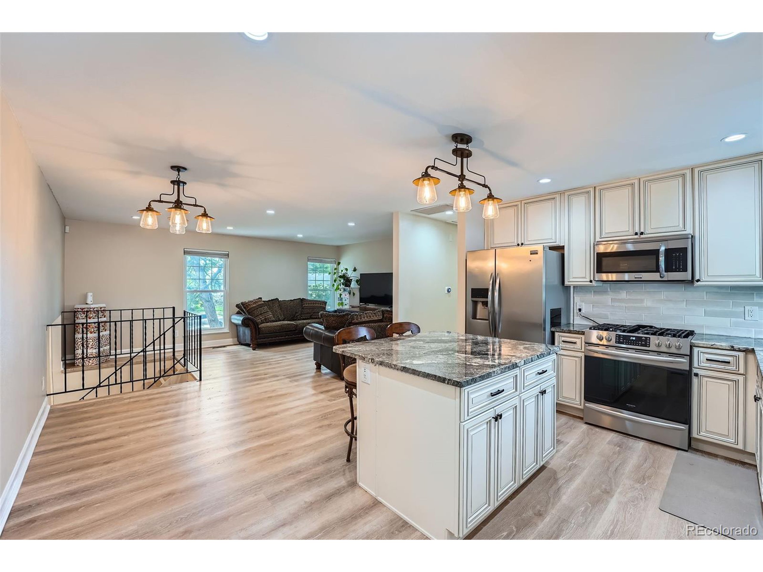 15691 E Atlantic Cir