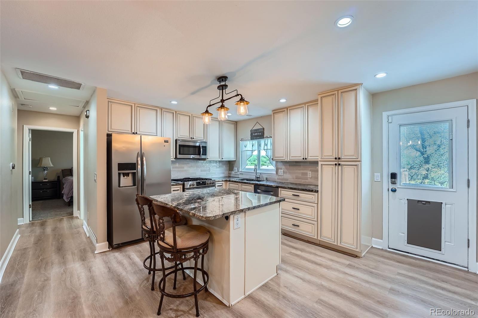 15691 E Atlantic Circle