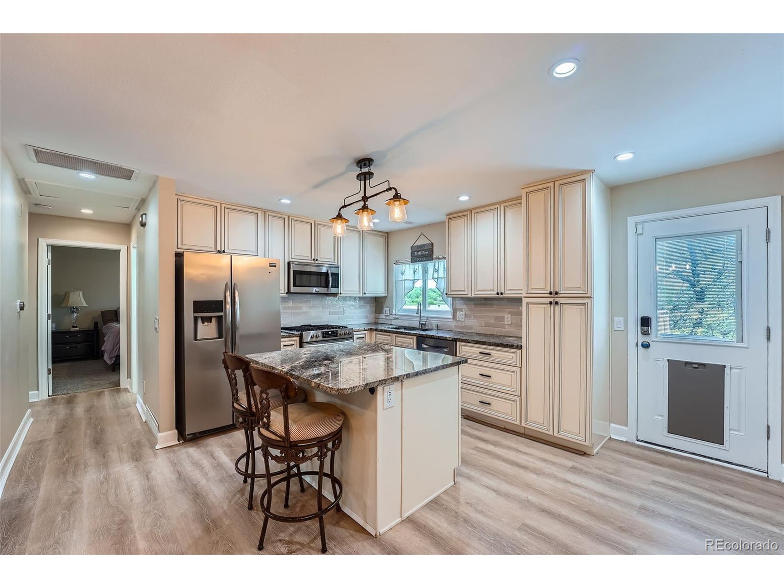 15691 E Atlantic Cir