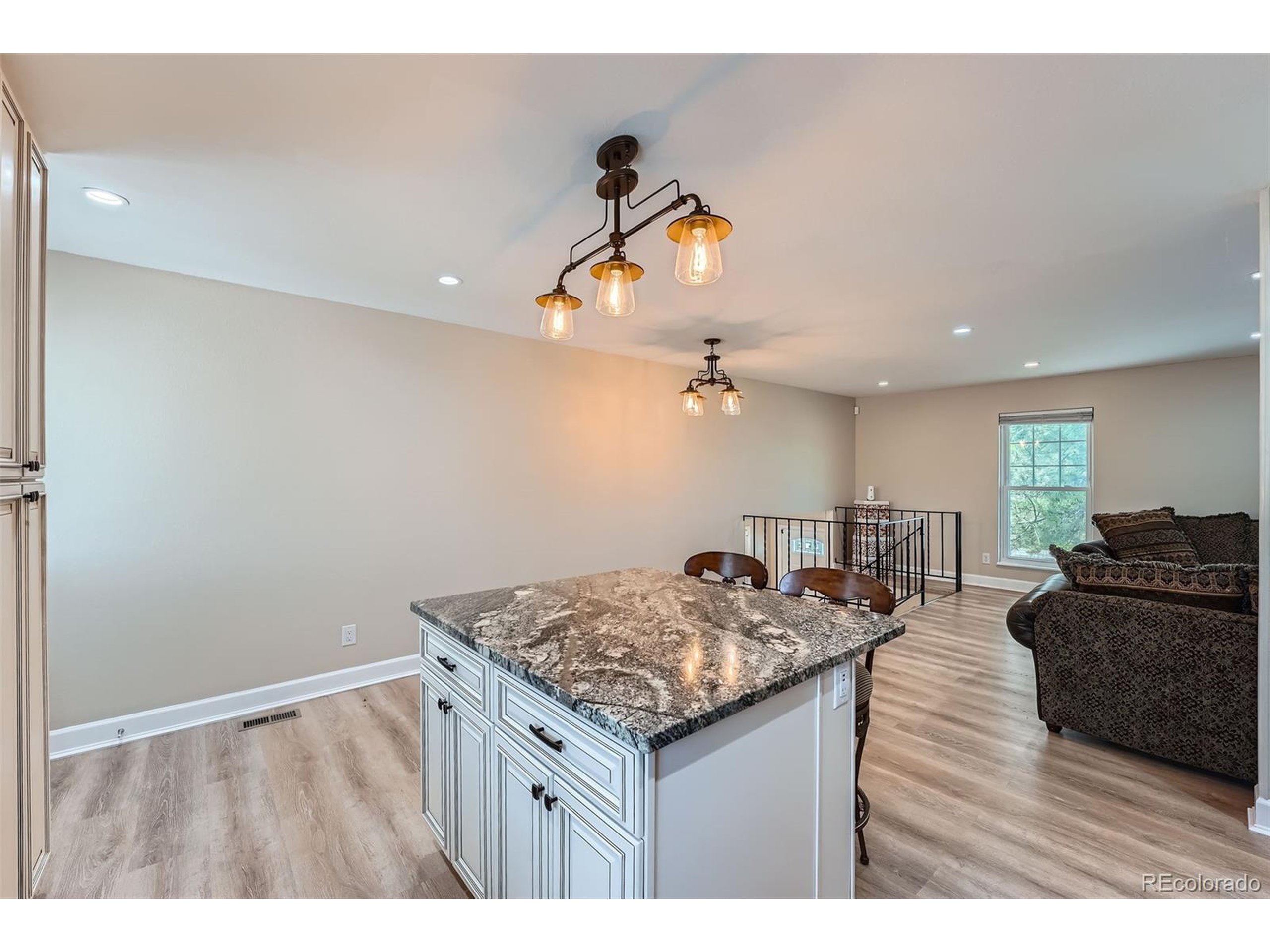 15691 E Atlantic Cir