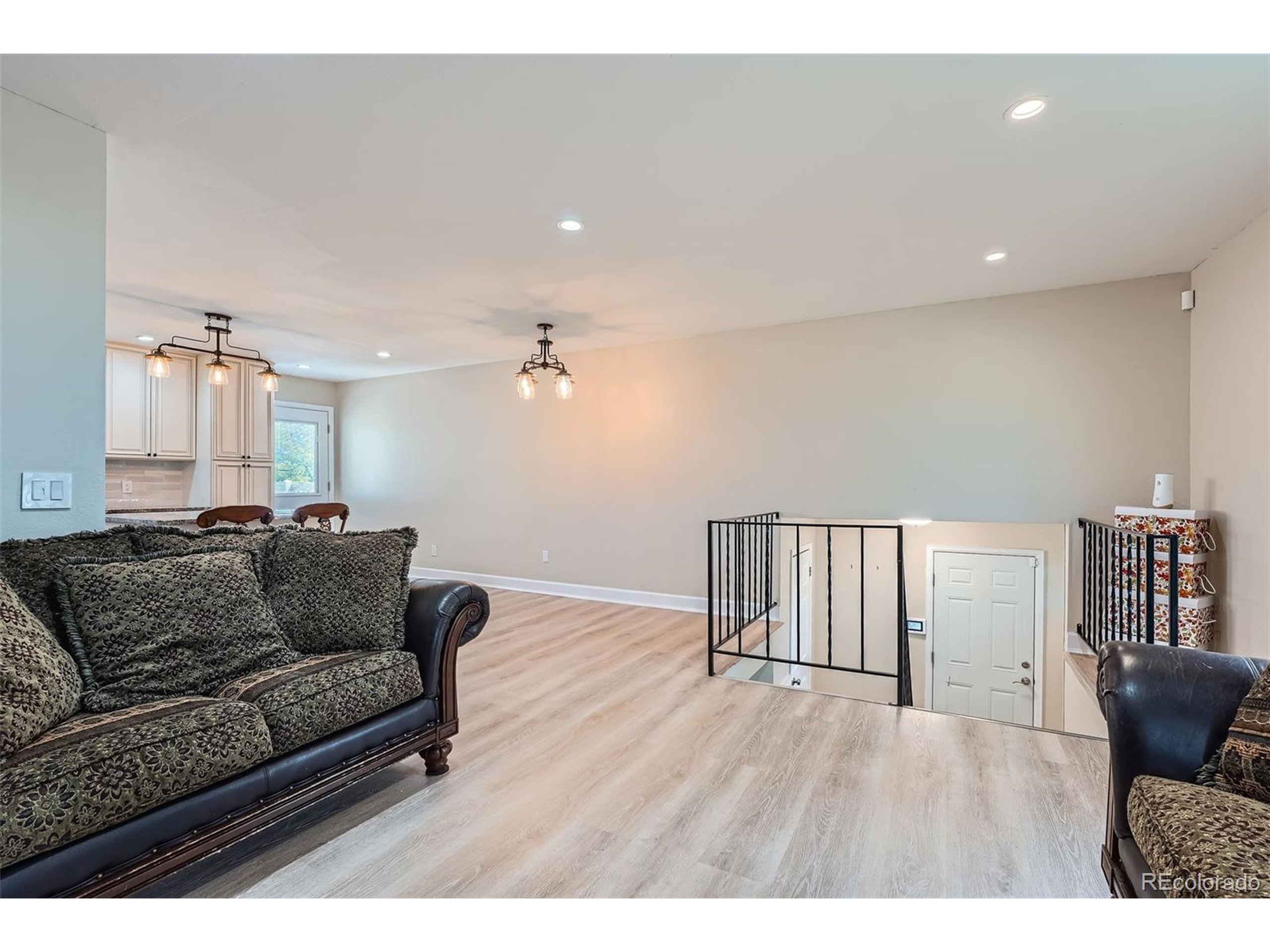 15691 E Atlantic Cir