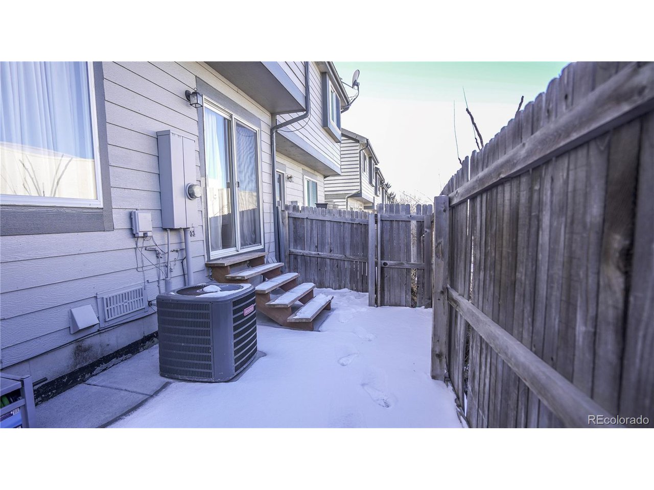 2245 E 103rd Pl