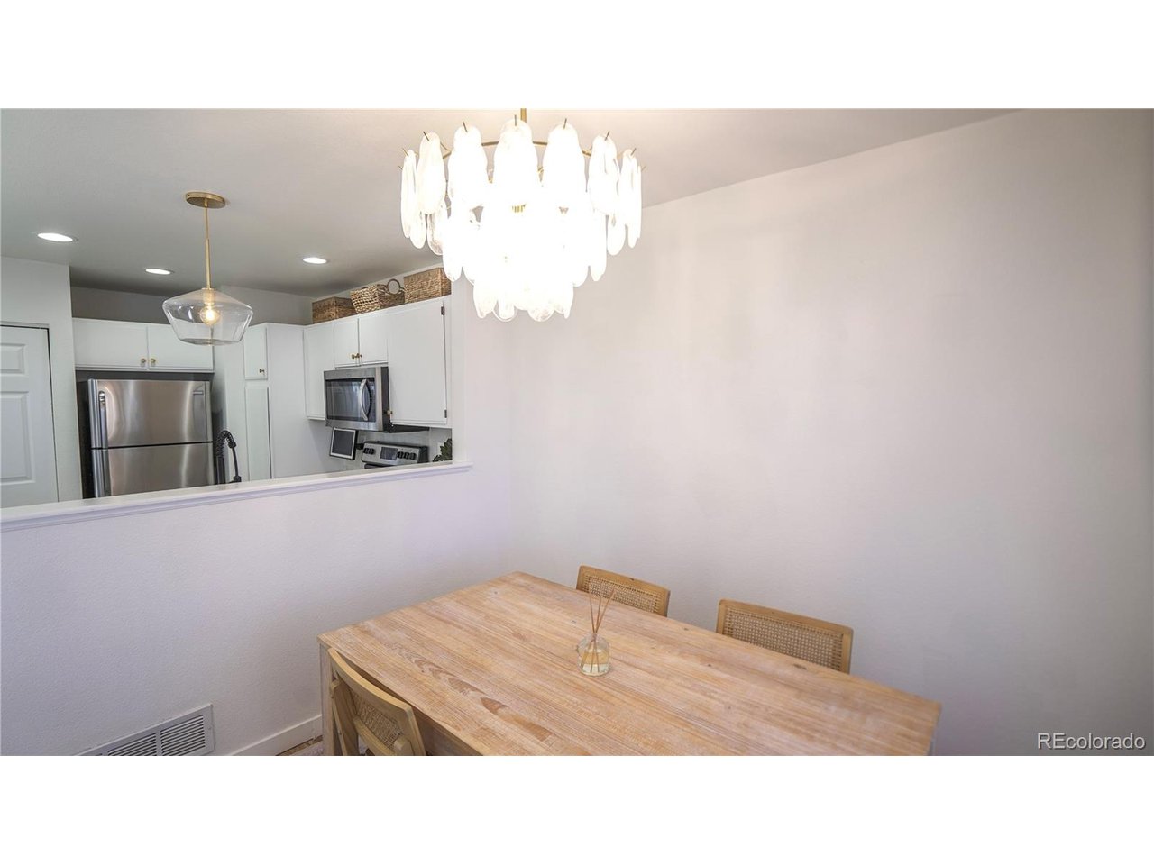 2245 E 103rd Pl