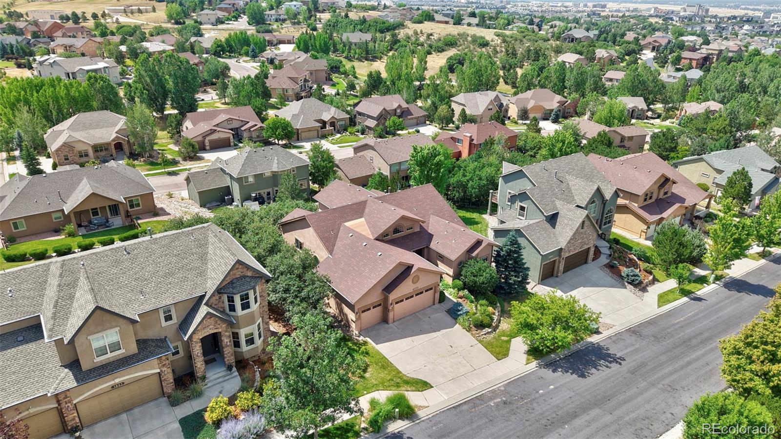 1825 Bridle Oaks Lane